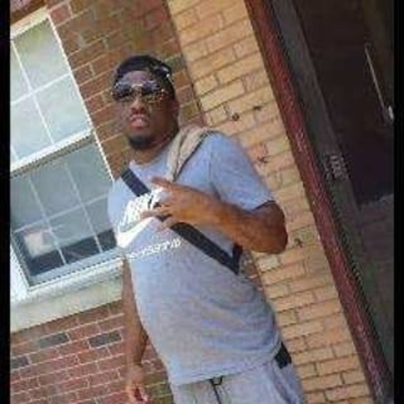 Meet your Posher, Javon - Picture 1 of 1